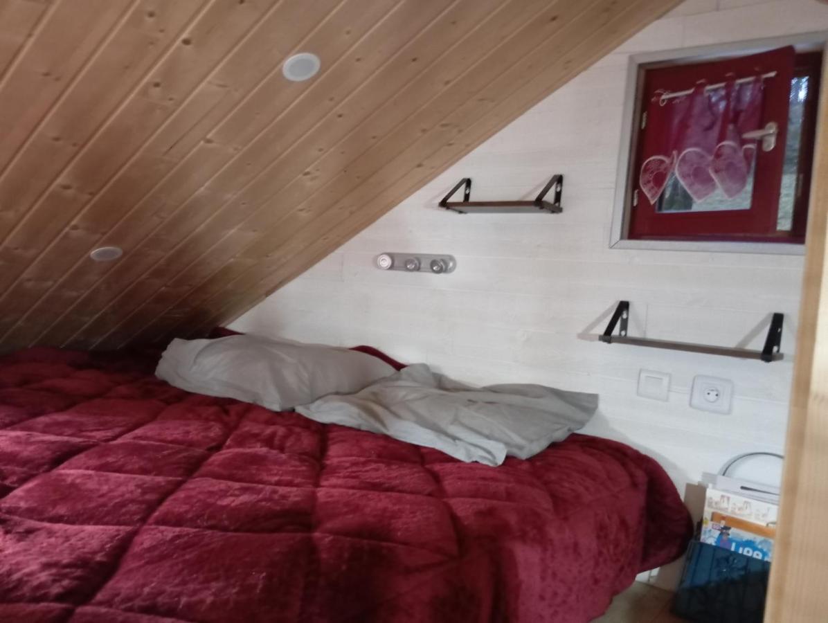 La P'Tite Maison Bois Du Herisson Menetrux-en-Joux Eksteriør billede