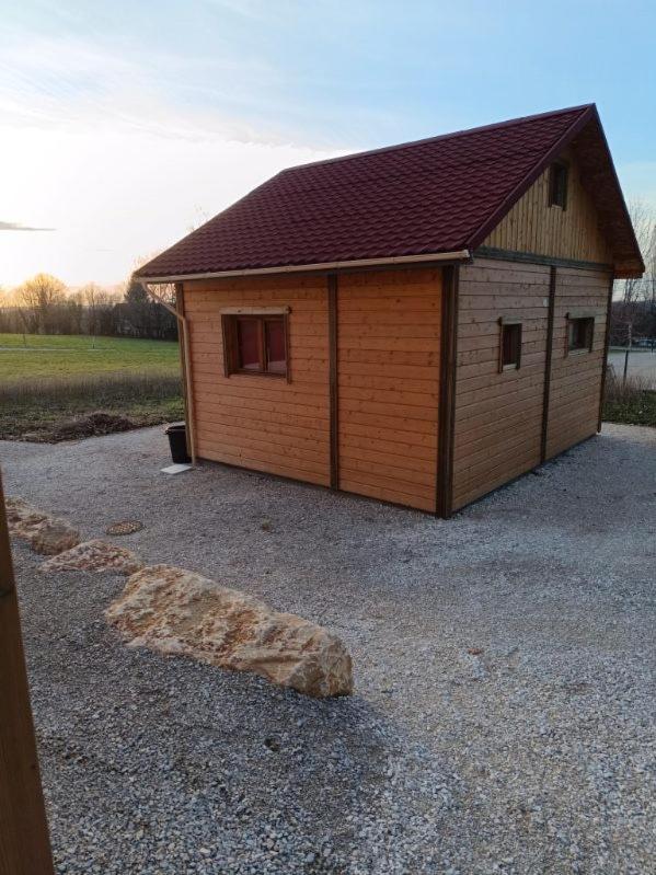 La P'Tite Maison Bois Du Herisson Menetrux-en-Joux Eksteriør billede
